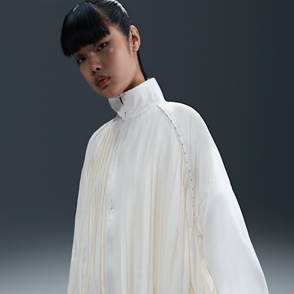 NIKEナイキ＊プリーツキュロットとゆったりトップス上下セット 新品 NIKE 上下セットアップ Lsize プルオーバーパーカー パンツ